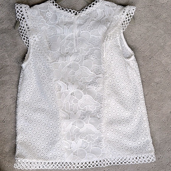 NWT WHBM RUFFLE AND LACE SLEEVELESS TOP - Size 4 - Picture 8 of 9